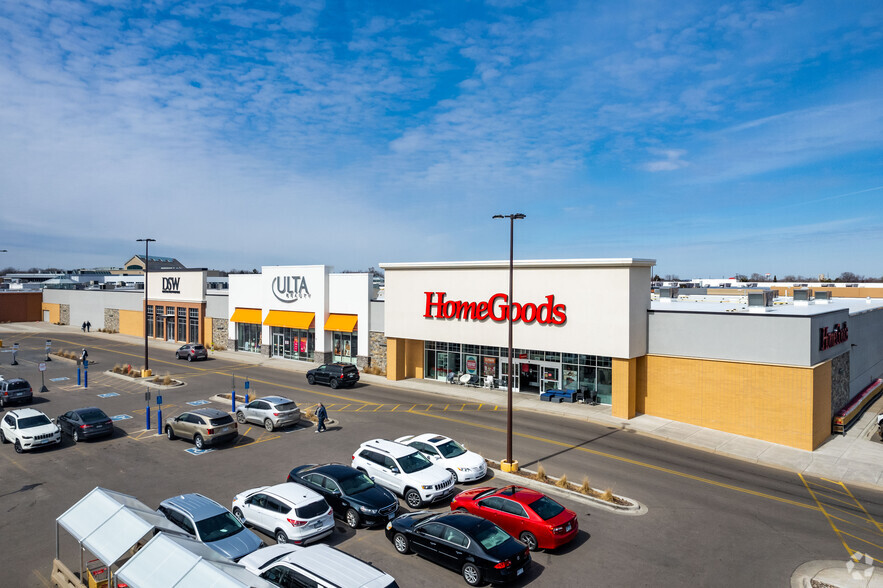 4101 W Division St, Saint Cloud, MN à louer - Photo de l’immeuble – Image 3 sur 9