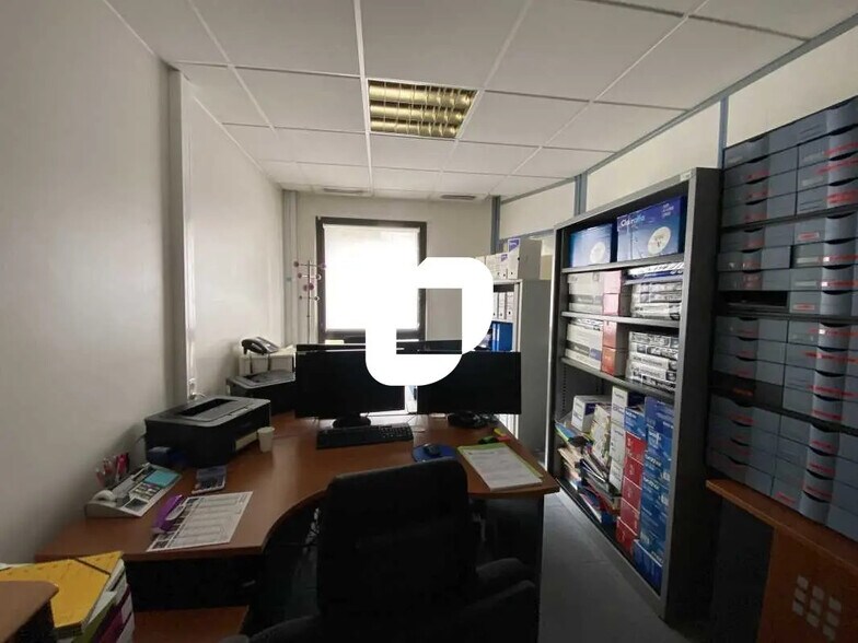 Bureau dans Paris à louer - Photo de l’immeuble – Image 3 sur 5