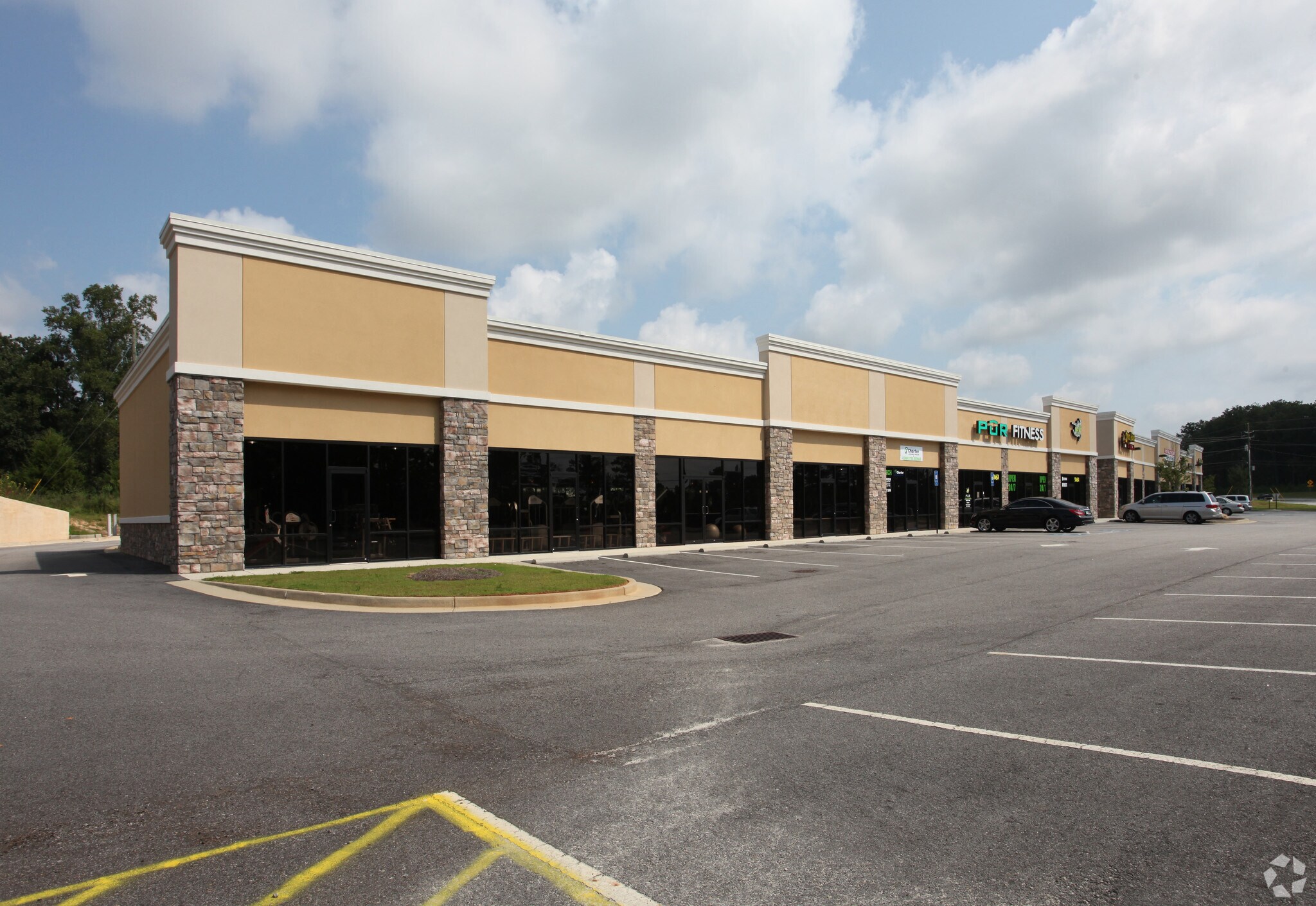 3904 Winder Hwy, Flowery Branch, GA à louer Photo principale– Image 1 sur 7