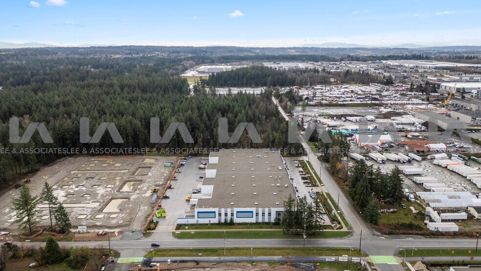 3170 194 St, Surrey, BC à vendre - Photo de l’immeuble – Image 3 sur 14