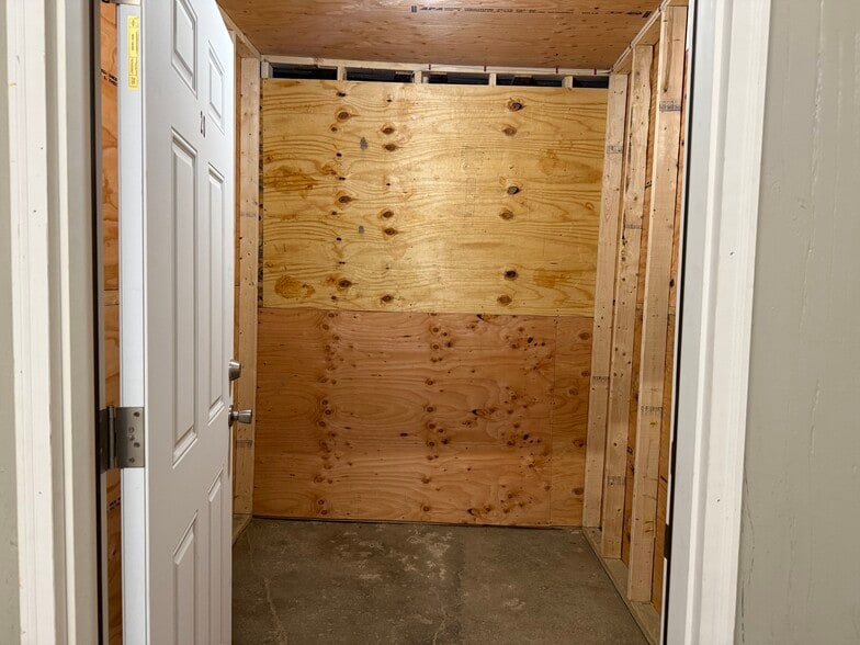 87 Tremont st, New Bedford, MA à vendre - Photo intérieure – Image 3 sur 12