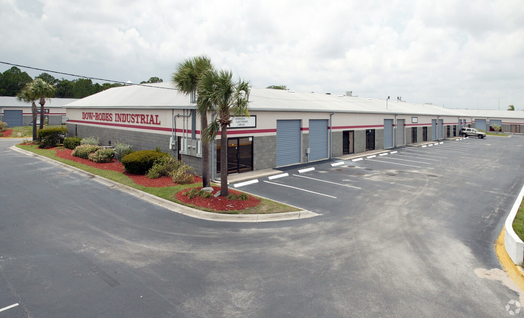 4270 Dow Rd, Melbourne, FL à louer Photo principale– Image 1 sur 4