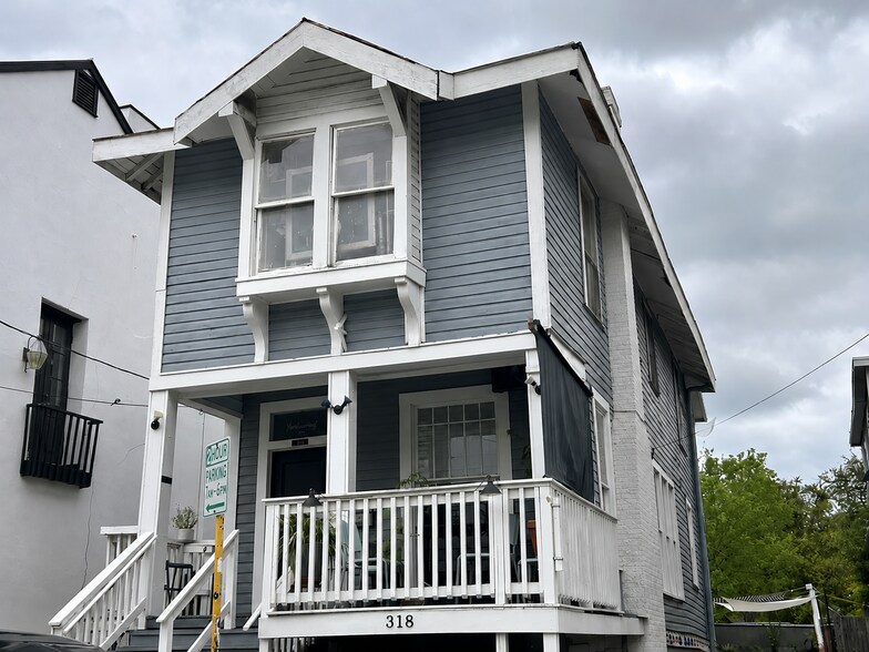 318 Martinez St, San Antonio, TX à louer - Photo de l’immeuble – Image 1 sur 26