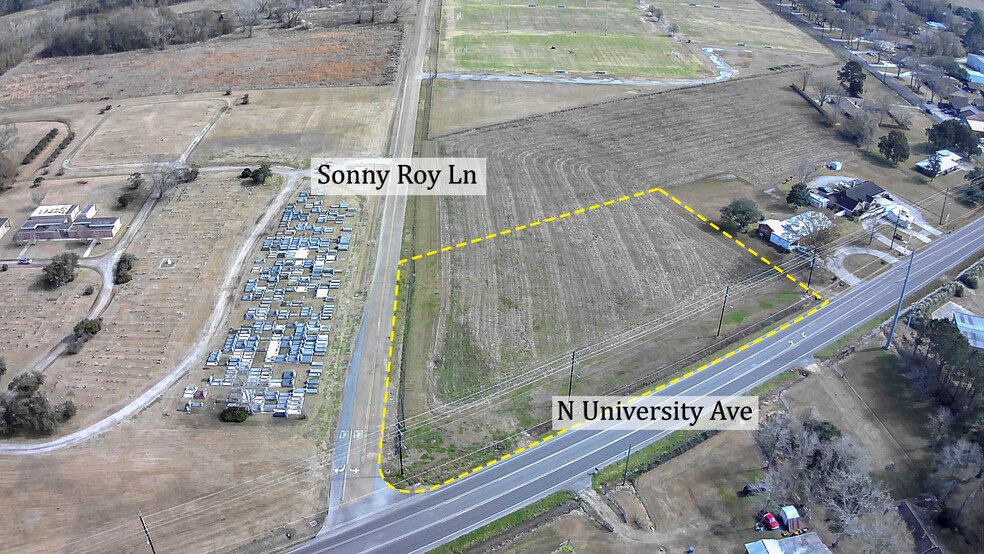 2200 N University Ave, Lafayette, LA à vendre - Photo de l’immeuble – Image 1 sur 9