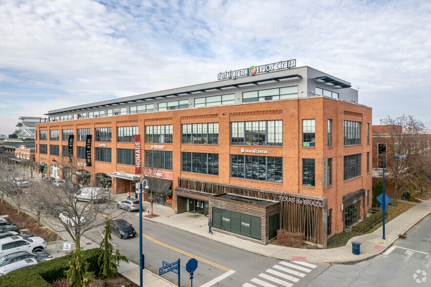 4012-4040 Easton Sta, Columbus, OH à louer - Photo de l’immeuble – Image 2 sur 9