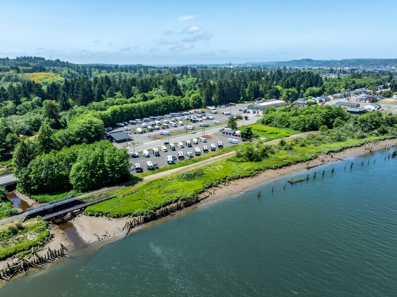 316 1st St, Cosmopolis, WA à vendre - Photo de l’immeuble – Image 2 sur 7