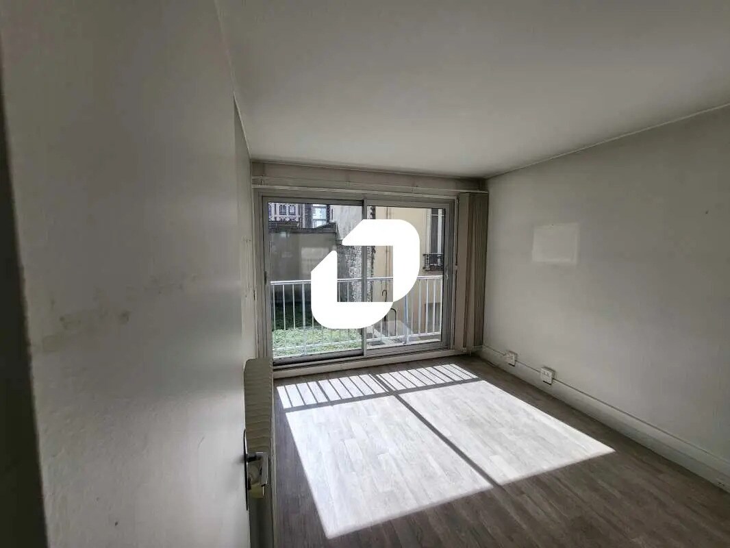 Bureau dans Paris à vendre Photo de l’immeuble– Image 1 sur 7