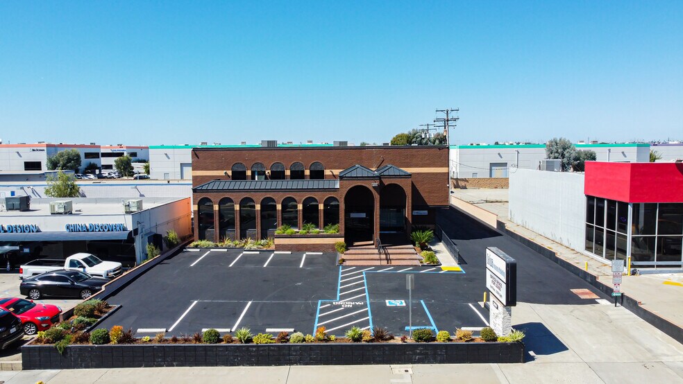 20355 Hawthorne Blvd, Torrance, CA à louer - Photo de l’immeuble – Image 3 sur 9