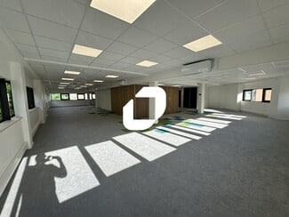 Plus de détails pour 6 Rue Du Docteur Schweitzer, Seyssins - Bureau à vendre