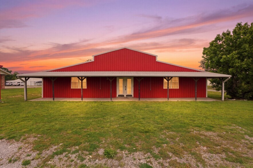 113 S Wilder St, Chouteau, OK à vendre - Photo de l’immeuble – Image 2 sur 49