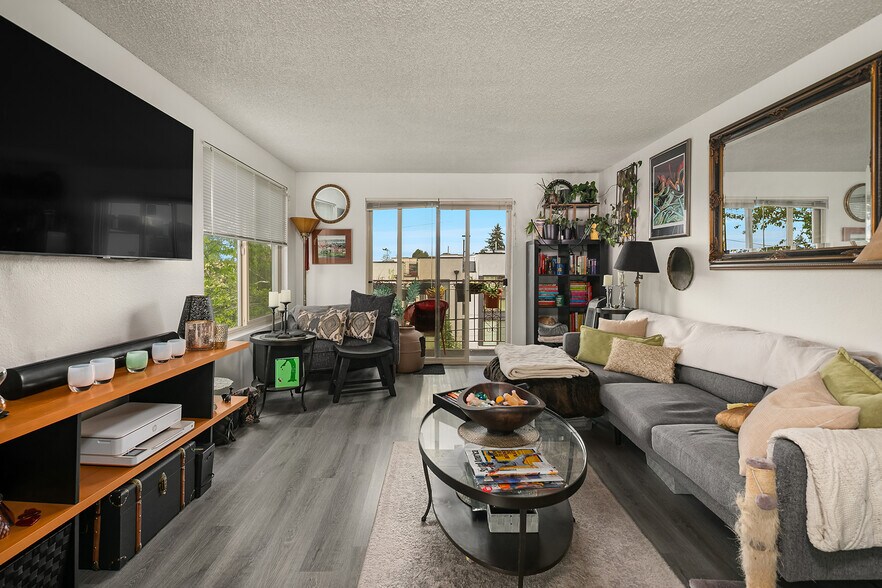 8500 16th Ave NW, Seattle, WA à vendre - Photo de l’immeuble – Image 3 sur 8