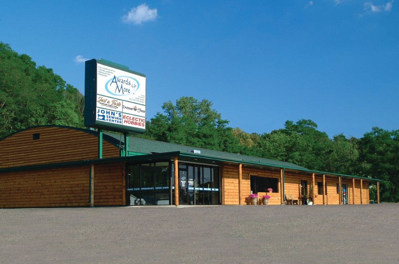 2425 Seymour Rd, Eau Claire, WI à vendre Photo de l’immeuble– Image 1 sur 5