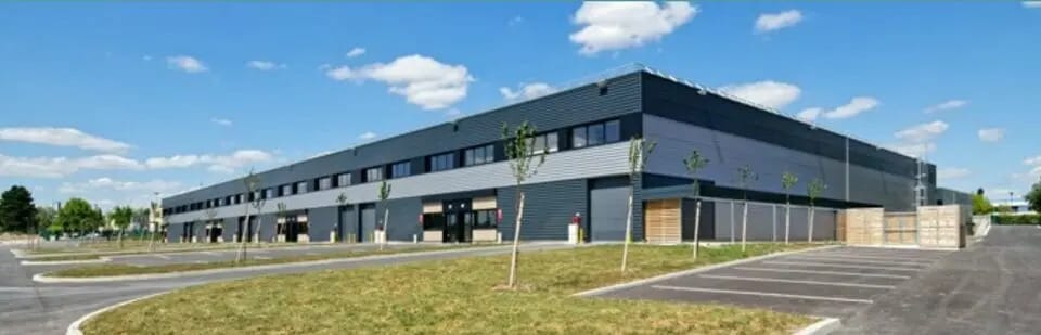 Local d’activités dans Aulnay-sous-Bois à louer Photo de l’immeuble– Image 1 sur 4