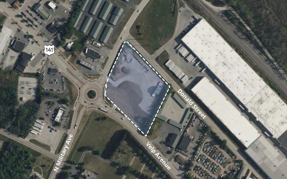 1562 Velp Ave, Green Bay, WI à vendre - Photo de l’immeuble – Image 1 sur 2