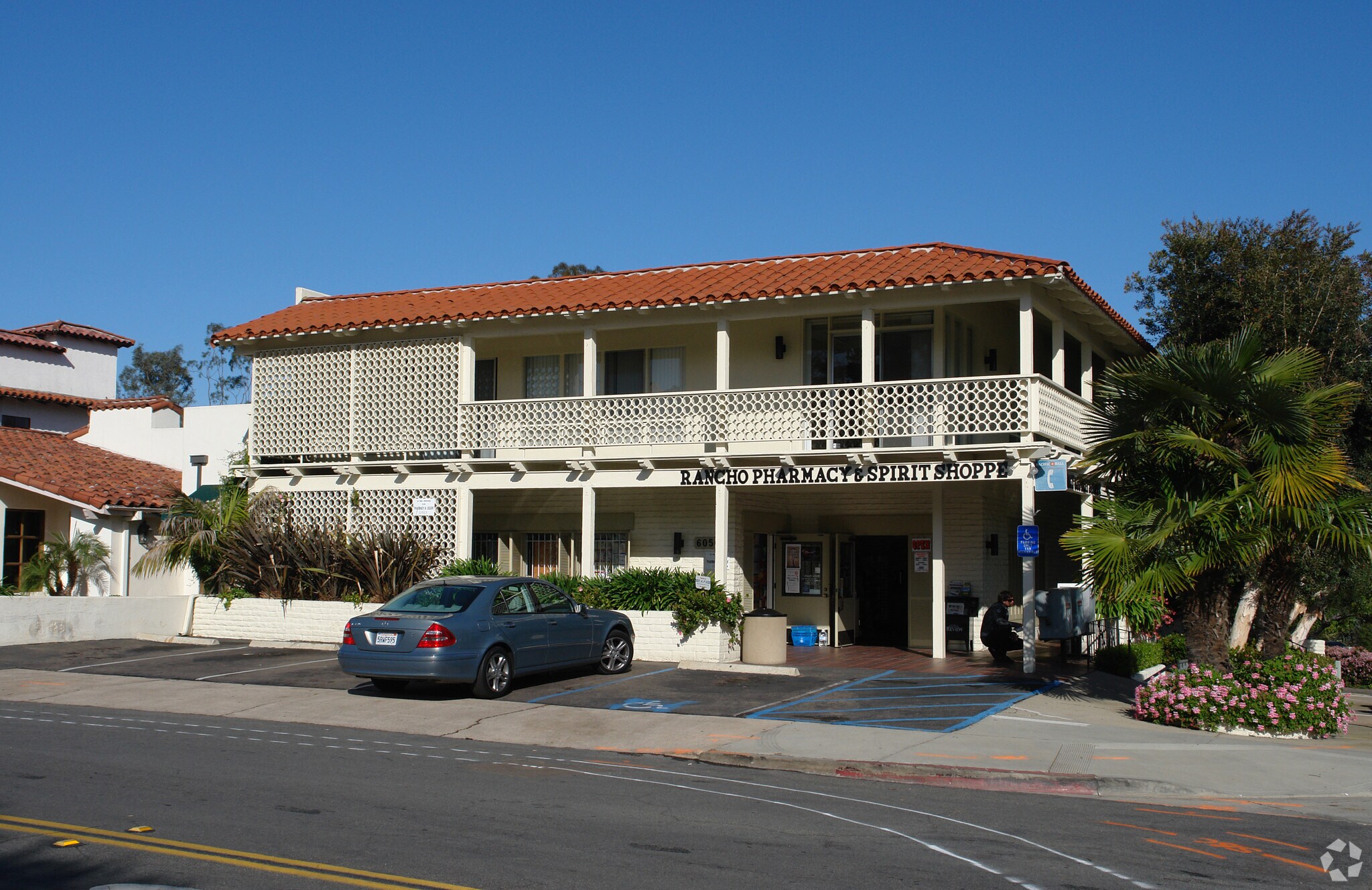 6056 El Tordo, Rancho Santa Fe, CA à vendre Photo de l’immeuble– Image 1 sur 1