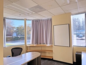 424 Aviation Blvd, Santa Rosa, CA à vendre Photo intérieure– Image 2 sur 7