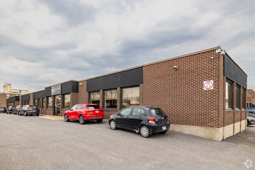 600-650 Boul Lebeau, Montréal, QC à louer - Photo de l’immeuble – Image 2 sur 5