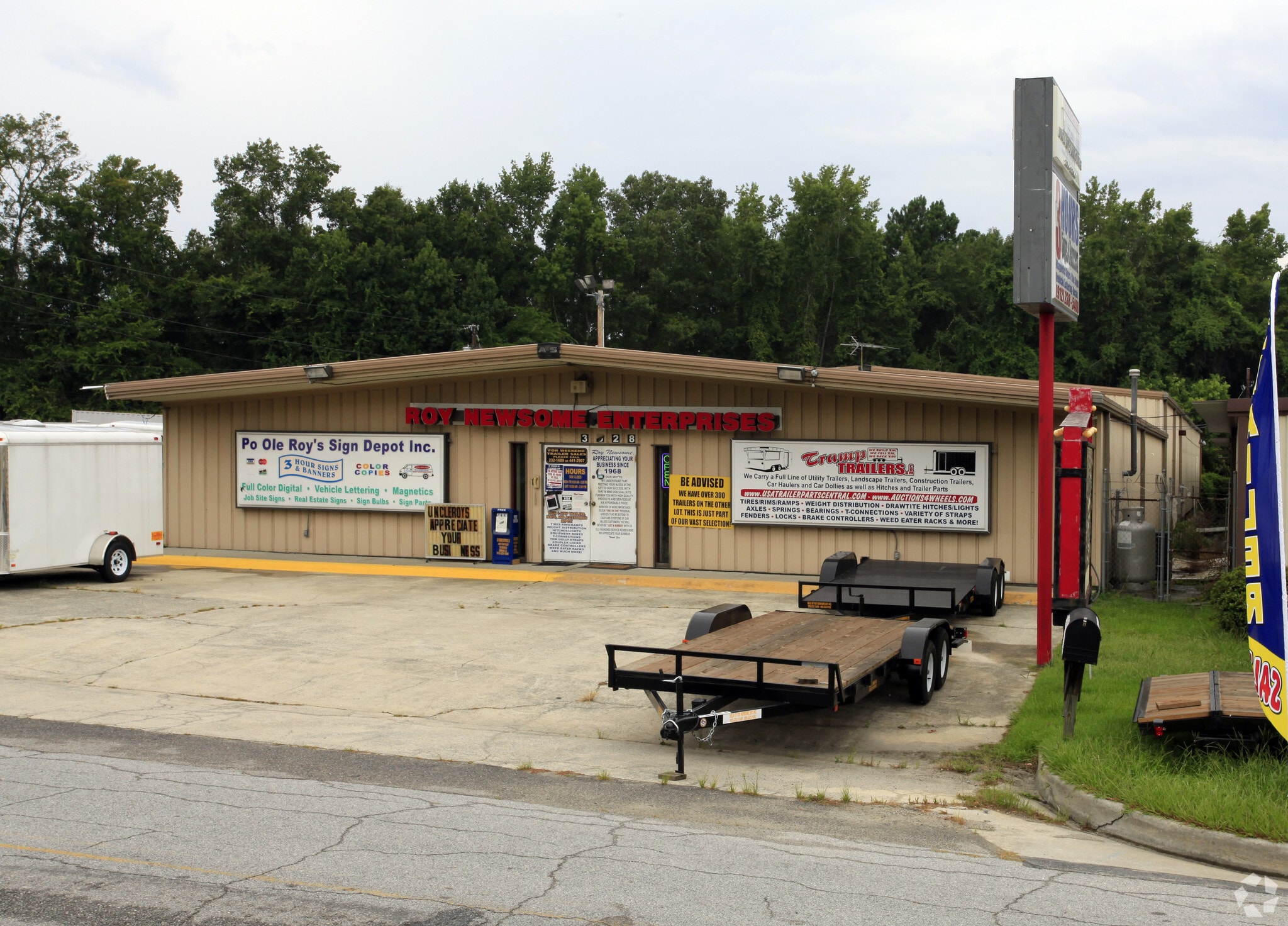 3928 Ogeechee Rd, Savannah, GA à louer Photo principale– Image 1 sur 15