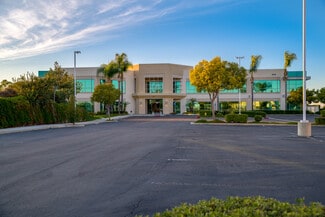 Plus de détails pour 1910 Palomar Point Way, Carlsbad, CA - Bureau à louer