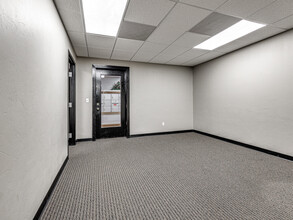 4900 Richmond Sq, Oklahoma City, OK à vendre Photo intérieure– Image 2 sur 12
