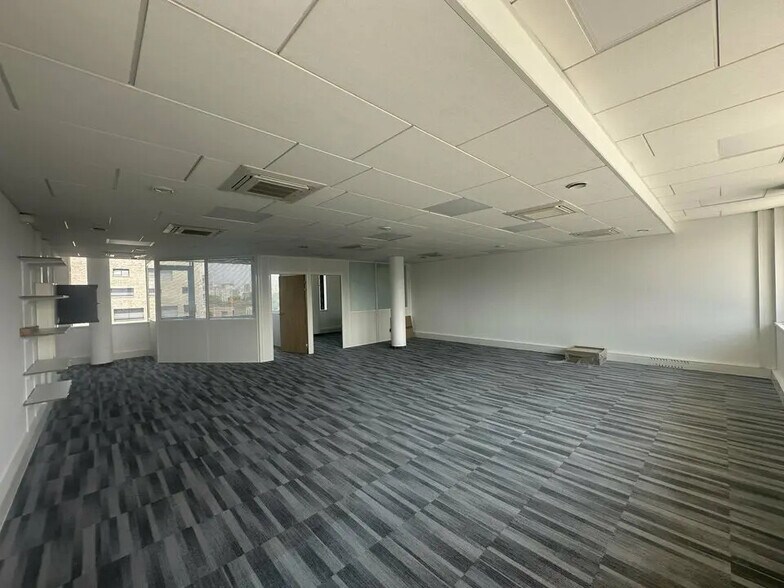 Bureau dans Strasbourg à louer - Photo intérieure – Image 2 sur 5