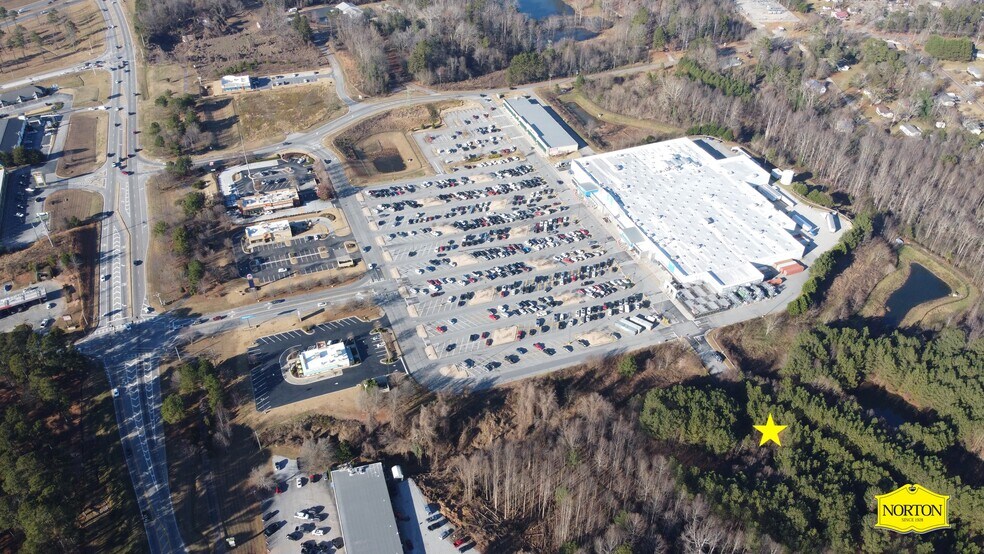 441 Business Highway, Cornelia, GA à vendre - Photo de l’immeuble – Image 2 sur 5