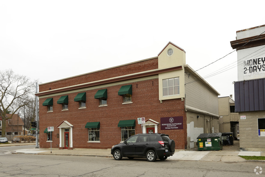 756-758 W Fulton St, Grand Rapids, MI à louer - Photo de l’immeuble – Image 3 sur 3