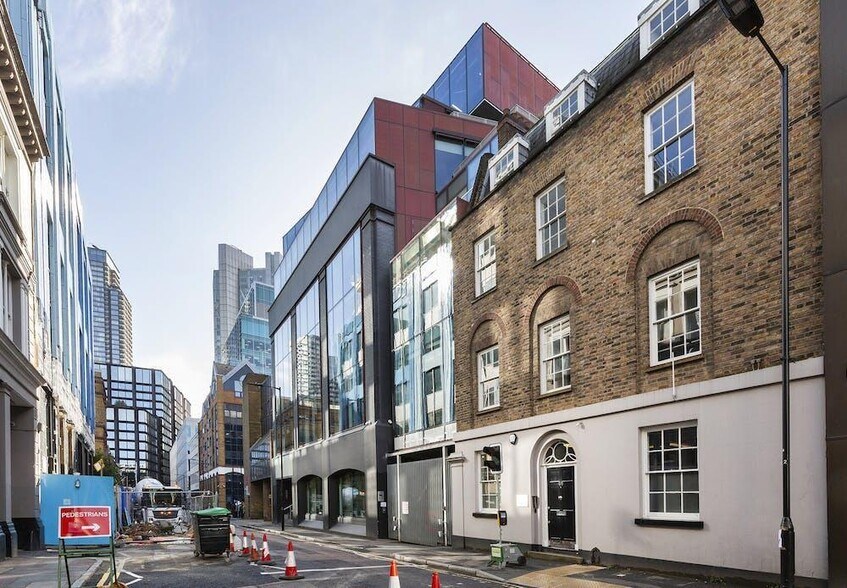 70 Wilson St, Londres à louer - Photo de l’immeuble – Image 3 sur 13