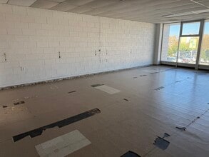 237-239 Broadway, Millbrae, CA à louer Photo intérieure– Image 2 sur 4