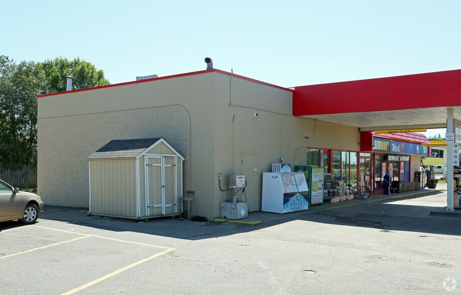 73 Superior St, Devon, AB à vendre - Photo de l’immeuble – Image 3 sur 4