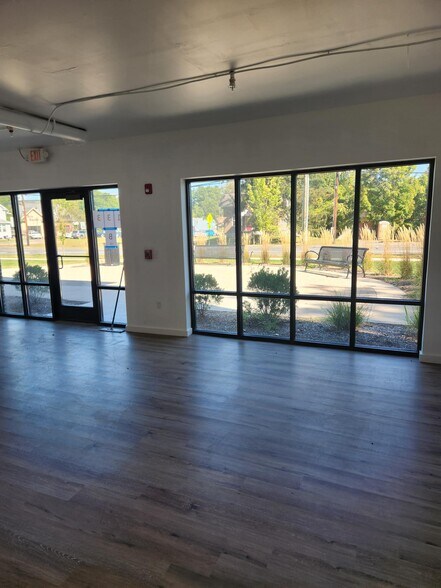 133 S East St, Amherst, MA à louer - Photo de l’immeuble – Image 2 sur 6