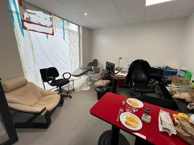 Bureau dans Paris à louer - Photo de l’immeuble – Image 2 sur 4