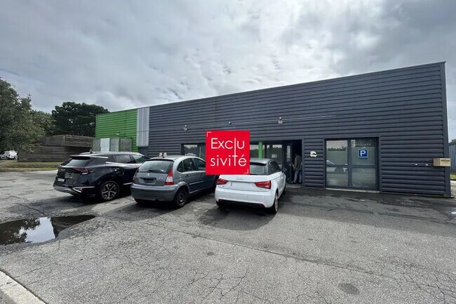 Plus de détails pour Local commercial à louer