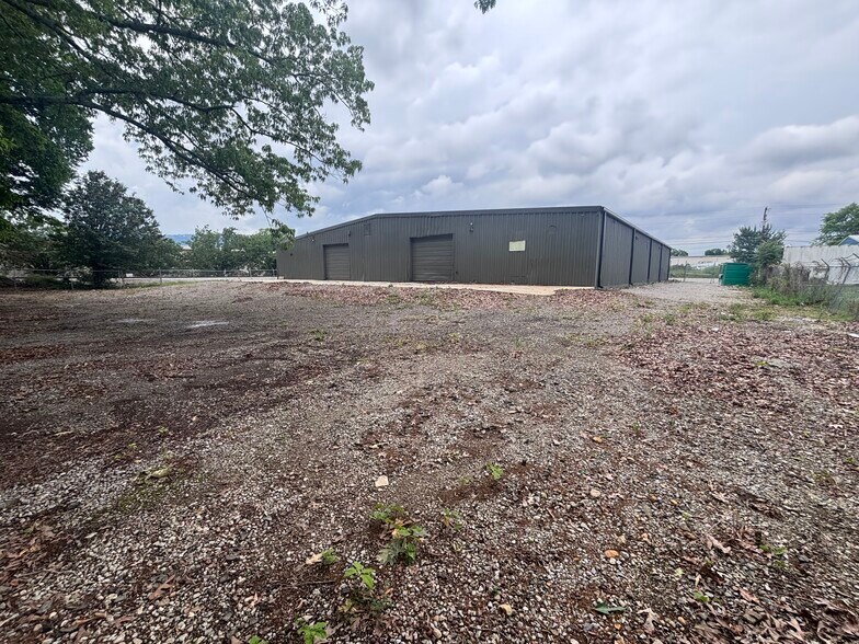 1500 E 42nd St, Chattanooga, TN à louer - Photo de l’immeuble – Image 2 sur 14