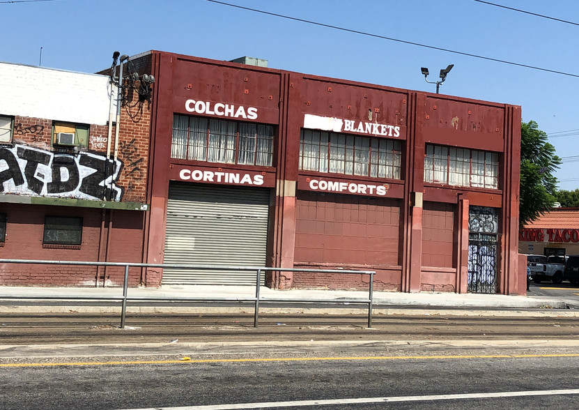 641 E Washington Blvd, Los Angeles, CA à louer - Photo principale – Image 1 sur 5