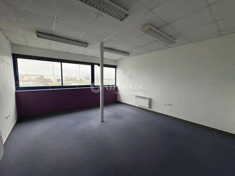 Bureau dans Le Mans à louer - Photo intérieure – Image 2 sur 3
