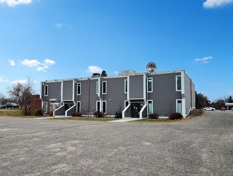 2027-2029 S 6th St, Brainerd, MN à vendre - Photo de l’immeuble – Image 2 sur 28