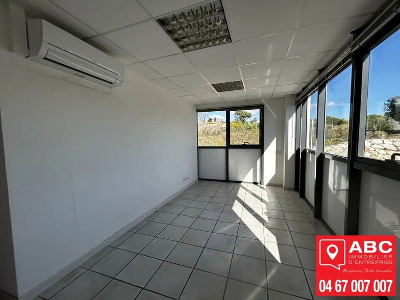 Bureau dans Perpignan à louer - Photo de l’immeuble – Image 2 sur 7