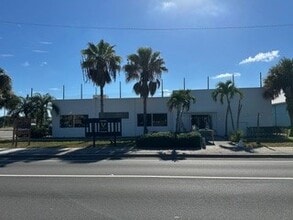 1102 S Us Highway 1, Fort Pierce, FL à louer Photo de l’immeuble– Image 1 sur 4