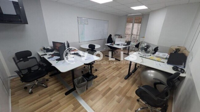 Plus de détails pour Bureau à louer