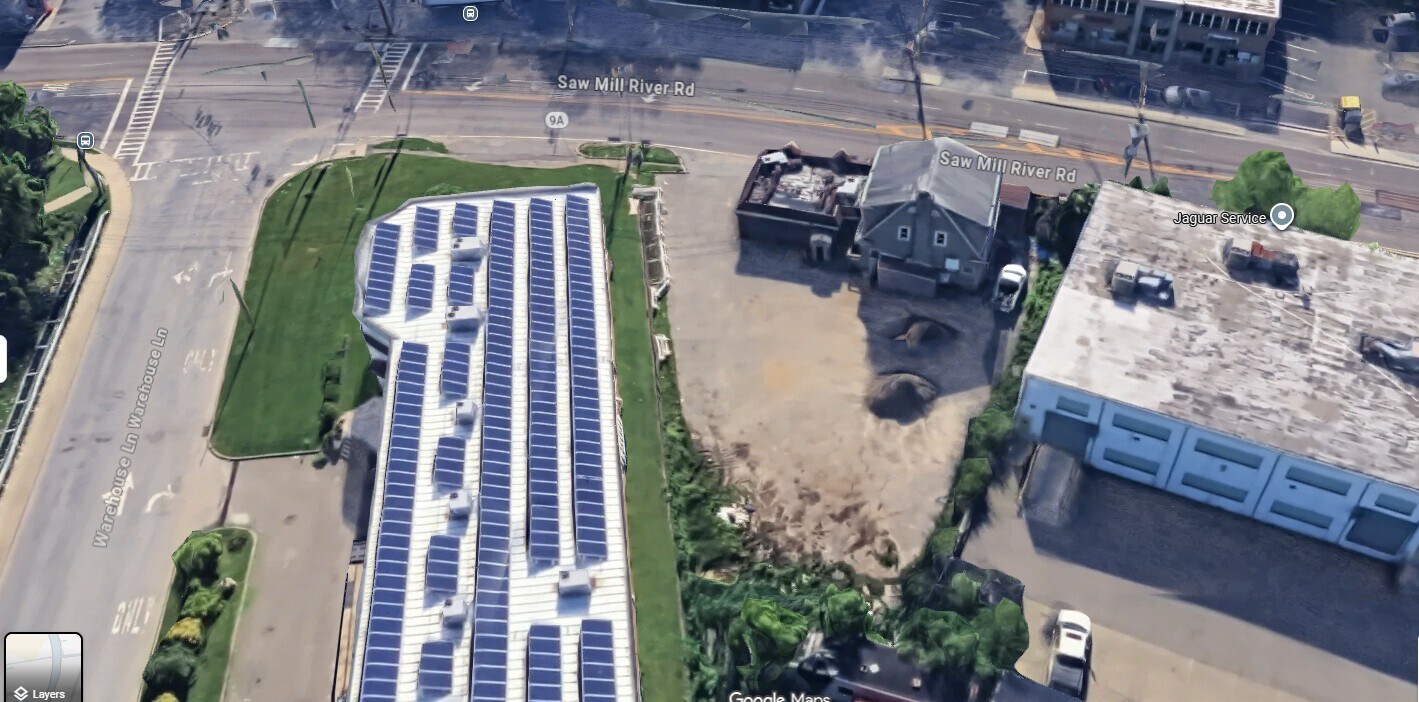 257 Saw Mill River Rd, Elmsford, NY à louer Photo de l’immeuble– Image 1 sur 4