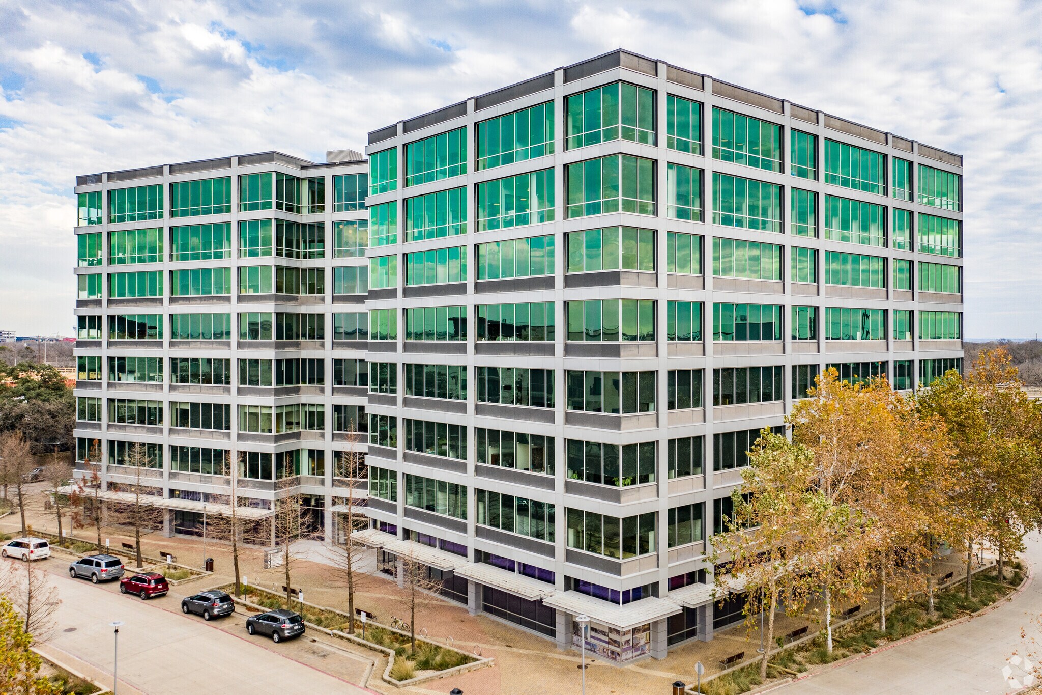 3300 N Interstate 35, Austin, TX à louer Photo principale– Image 1 sur 44