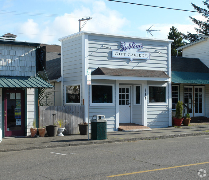 1277 Bay St, Florence, OR à vendre - Photo de l’immeuble – Image 2 sur 2