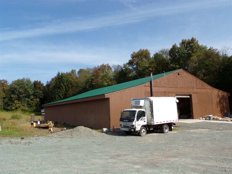 290 Jeffersonville North Branch Rd, Jeffersonville, NY à louer - Photo principale – Image 1 sur 31