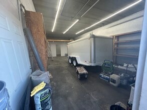 1390 Commerce Blvd, Sarasota, FL à louer Photo intérieure– Image 1 sur 12