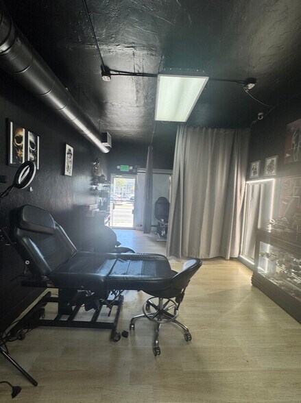 1673-1675 NE 123rd St, North Miami, FL à louer - Photo de l’immeuble – Image 2 sur 4