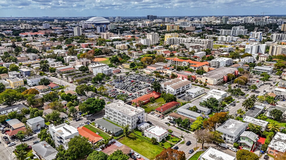 512 SW 6th Ave, Miami, FL à vendre - Aérien – Image 2 sur 14