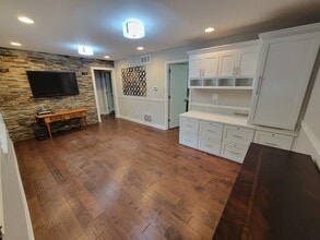 4651 Roswell Rd NE, Atlanta, GA à louer Photo intérieure– Image 2 sur 9