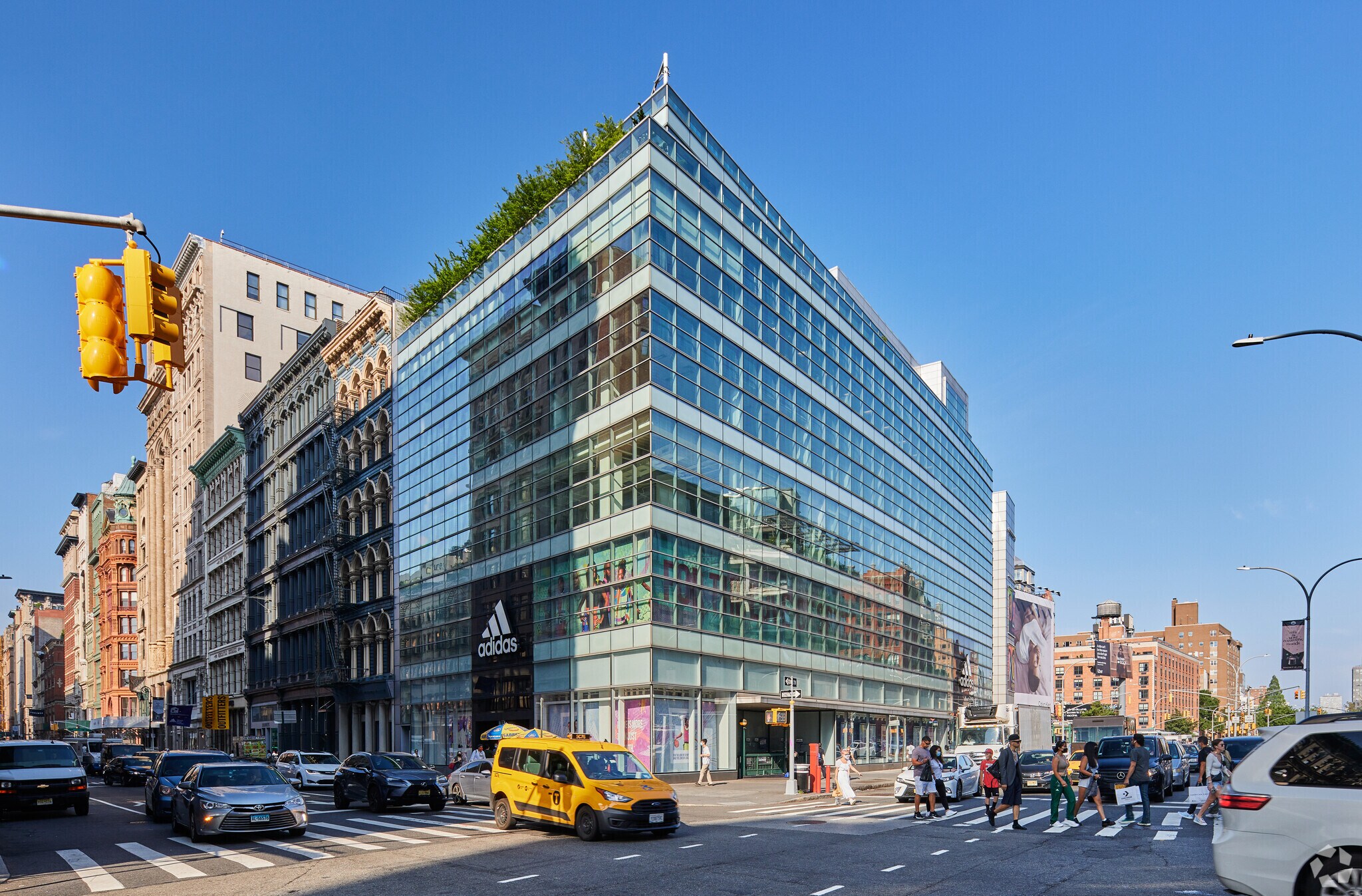 610 Broadway, New York, NY à louer Photo principale– Image 1 sur 10