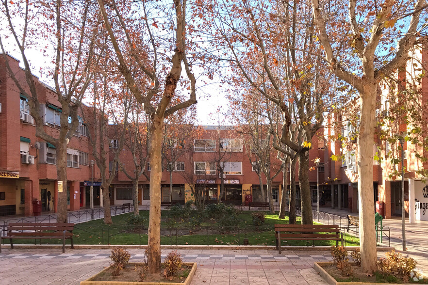Plaza de Blas de Otero, 1, Rivas-Vaciamadrid, Madrid à louer - Photo de l’immeuble – Image 1 sur 2